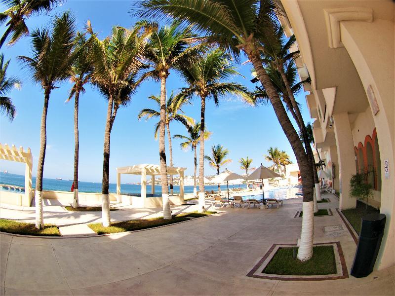 Camino Real Manzanillo Hotel Luaran gambar